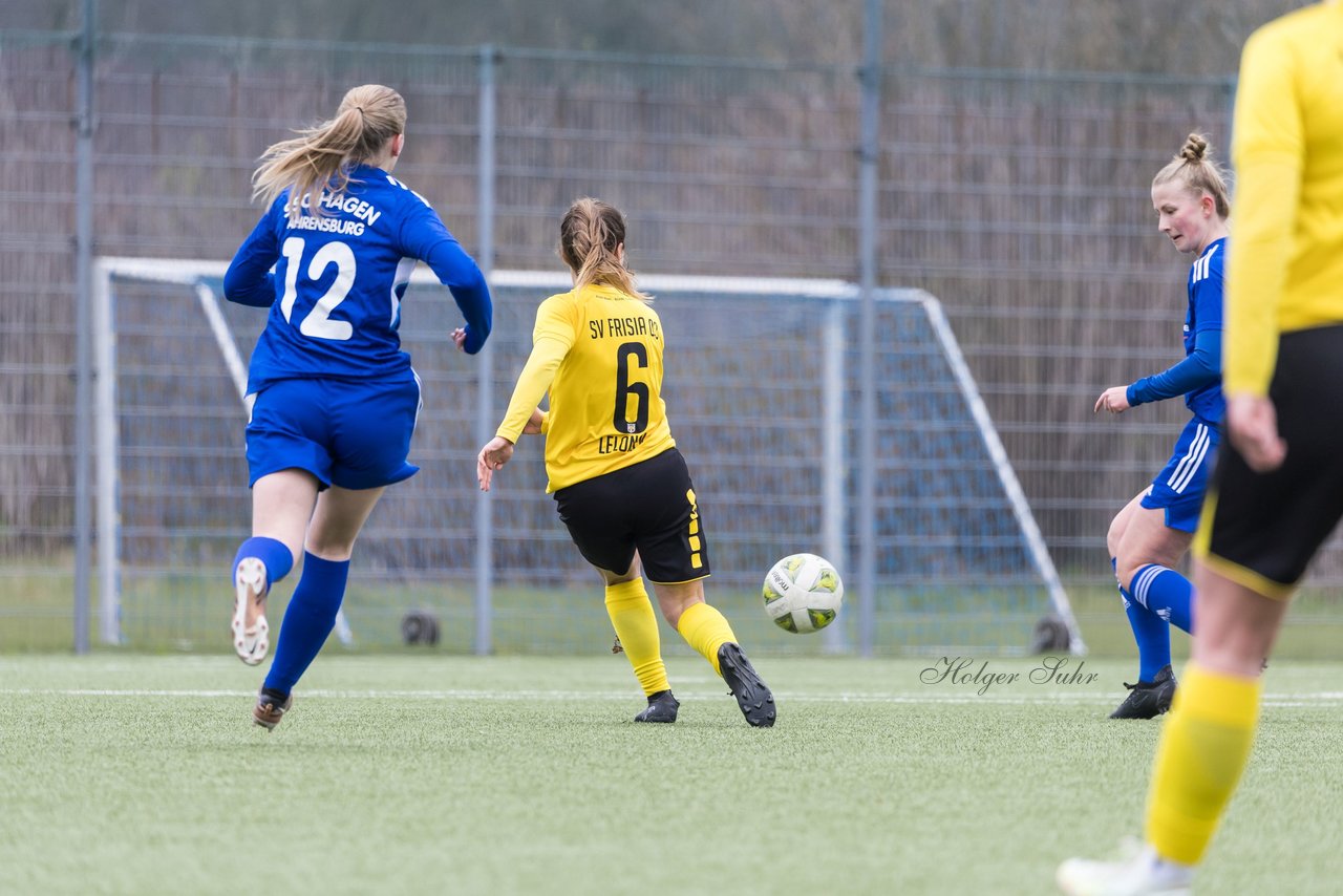 Bild 195 - F SSC Hagen Ahrensburg - SV Frisia Risum-Lindholm : Ergebnis: 1:2